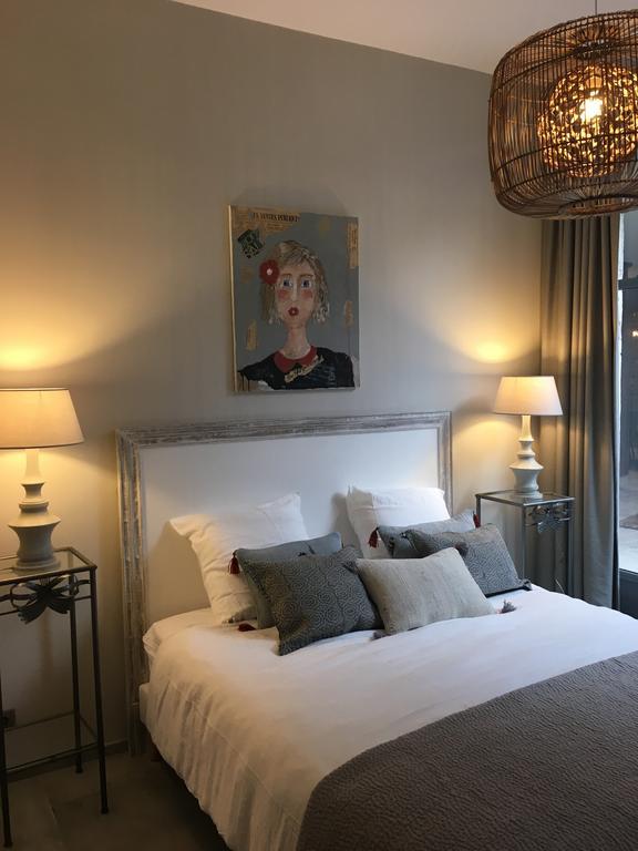 Maison Josephine Avec Garage Prive 布鲁瓦 外观 照片